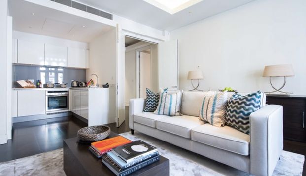 Green Street, London, W1K 6RQ - Photo 1