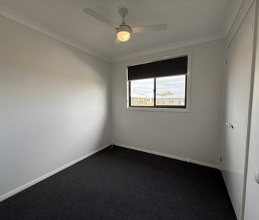 Brand New 4 Bedroom Home - Photo 4