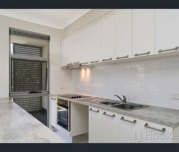 2/21 Harley Way, Medina, WA 6167 - Photo 1