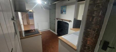 2 bedroom cottage to rent - Photo 3