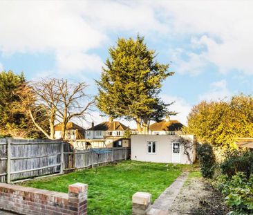 3 bedroom semi-detached house to rent - Photo 5