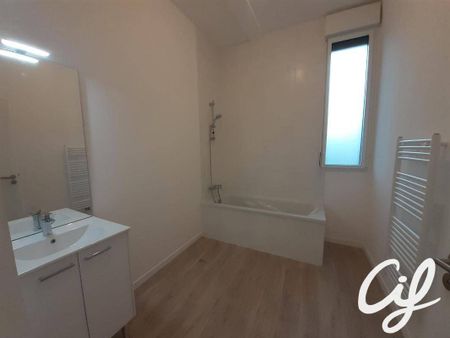 Location appartement t4 83 m² à Nantes (44300) Pont du Cens - Petit Port-Petit port - Faculté - Photo 3
