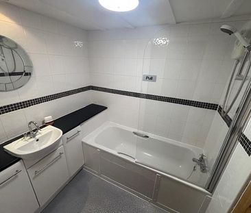 1 bedroom flat to rent - Photo 6