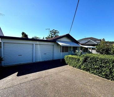 Spacious Family Home in Prime Location - Photo 1