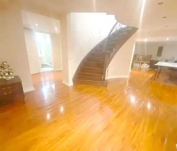 For Lease - 347 Fern Avenue Unit# Bsmt Room, Richmond Hill, Ontario - Photo 2