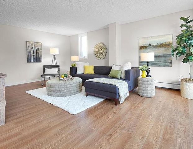 Edgehill Apartments | 9939 115 Street, Edmonton - Photo 1