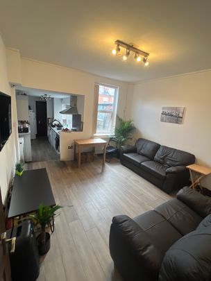 45 HUBERT ROAD - Photo 1