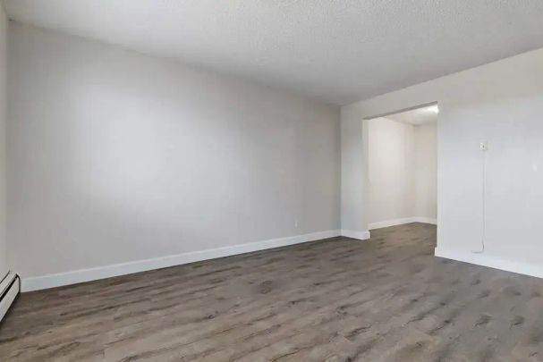 2 Bedroom - Photo 1