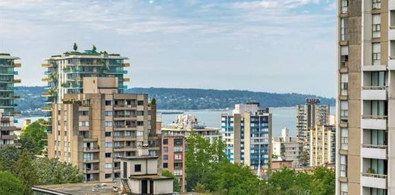 1 Bedroom 1 Bathroom - Downtown Vancouver Condo with Ocean Views - Photo 2