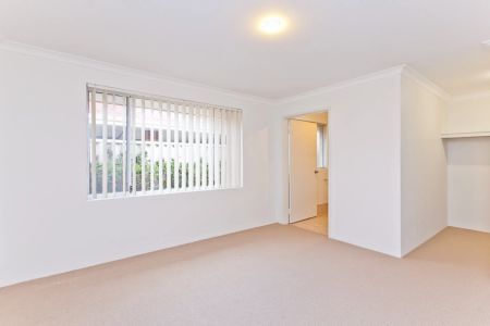 7 Prunella Crescent, Canning Vale. - Photo 3