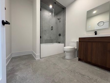For Lease - 70 Lansdowne Avenue Unit# 4, Toronto, Ontario - Photo 5