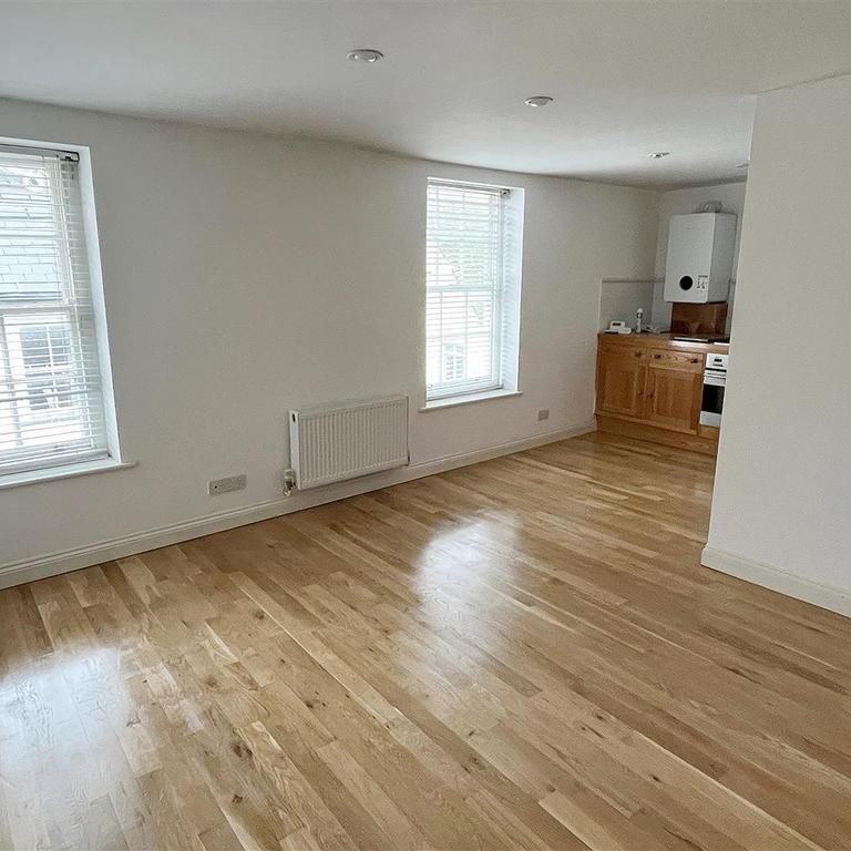 1 bedroom flat to rent - Photo 1