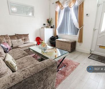 4 bedroom terraced house to rent - Photo 2