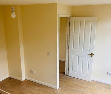 4 Bed Terraced House, Eastbourne Road, E15 - Photo 4