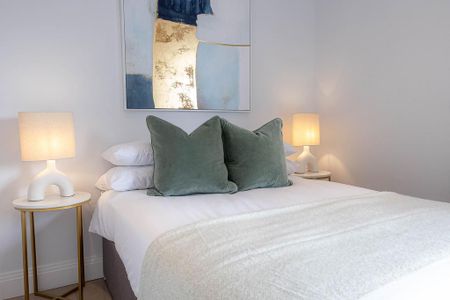 3 bedroom serviced apartment to rent - Photo 5