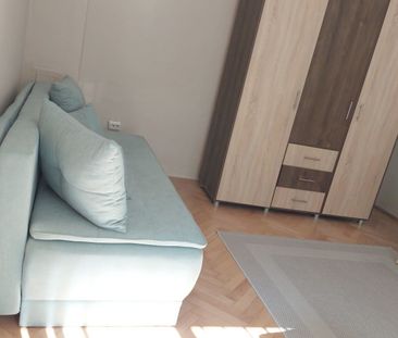 De închiriat apartament în centru - Photo 5