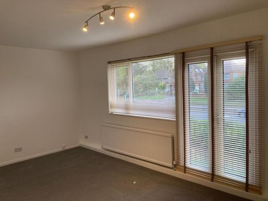 3 bedroom flat to rent - Photo 1