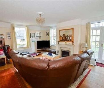 Fore Street, Kingsteignton, Newton Abbot, Devon, TQ12 - Photo 2