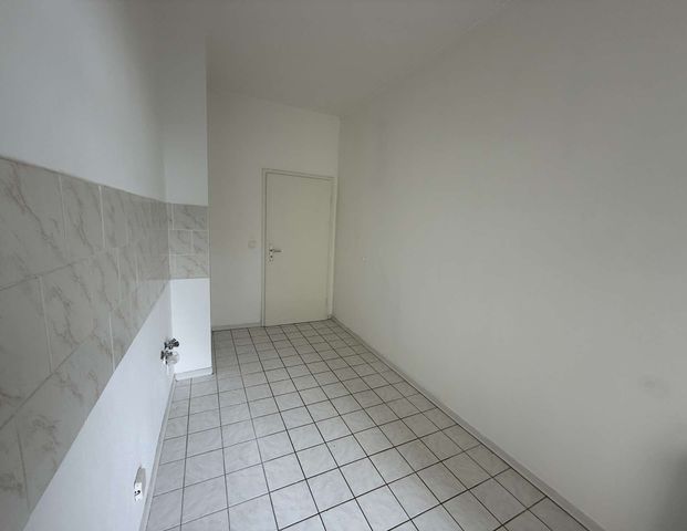 Helle 4 Zimmerwohnung mit Balkon in Stadtnähe - Photo 1