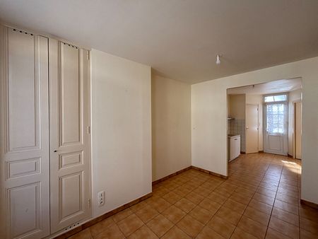 Location Appartement 2 pièces 42m² - Photo 3