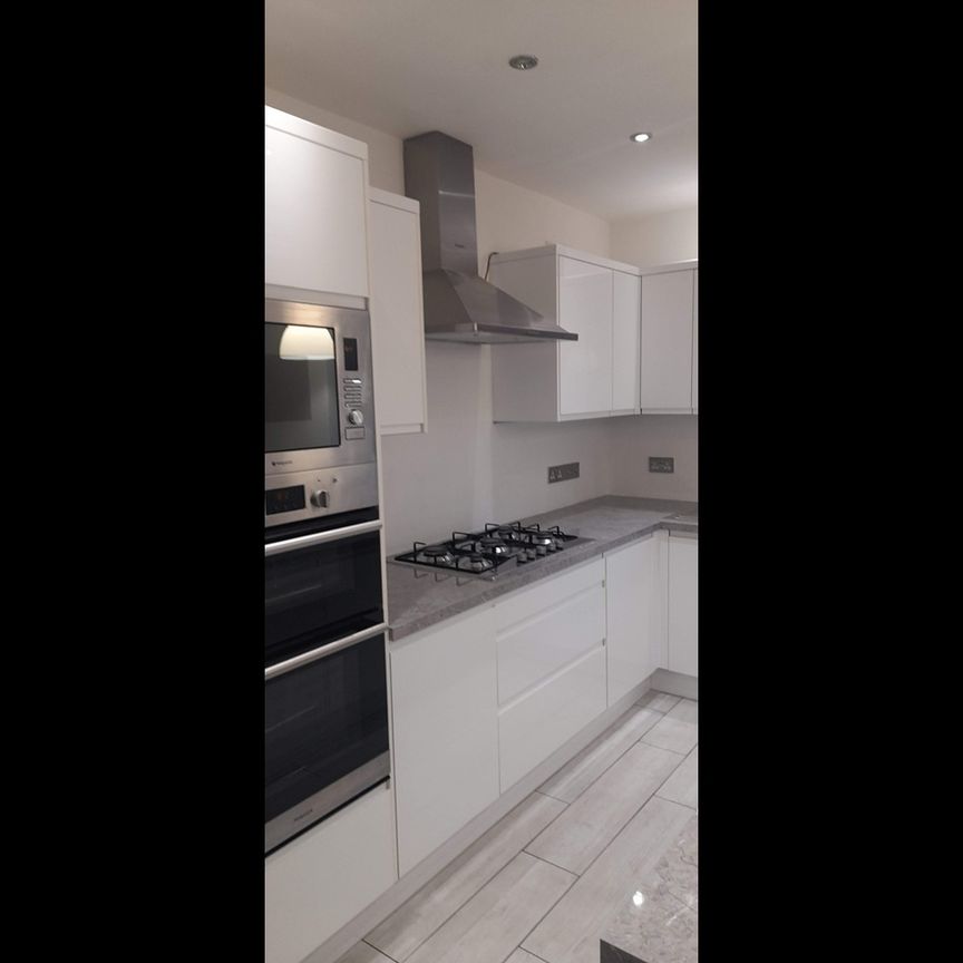 Room in a Shared House, Stepping Stones Road, CV5 - Photo 1