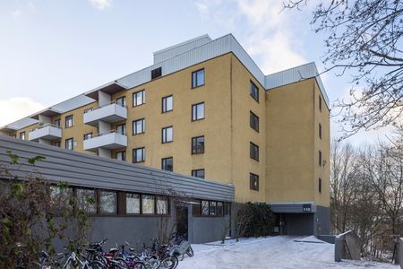 Vårholmsbackarna, Stockholm - Photo 2