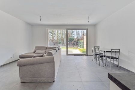 Recent appartement met 1 slpk en gezellig tuintje op wandelafstand van het centrum ! - Photo 2