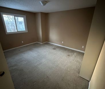 For Lease - 595 Third Street Unit# 27, London East, Ontario - Photo 3