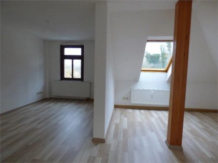 Großzügige 1,5-Raum-Dachgeschosswohnung - Photo 3