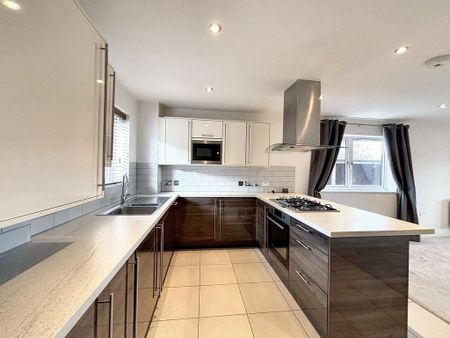 2 bedroom flat to rent - Photo 5