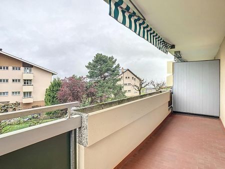 Bel appartement de 4 pièces au 1er étage renové récemment - Foto 4