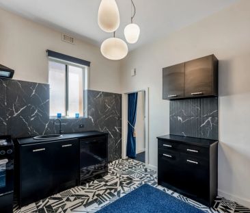 Prime Princes Hill/Carlton Location - Fully Renovated Home on Iconi... - Photo 4