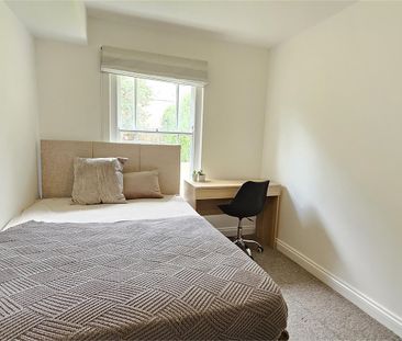 Room 2, 38 Pakenham Close, Cambridge - Photo 3