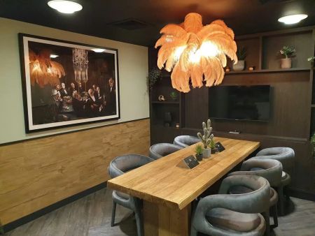 Studio Silver Plus - Top Floor - Photo 3