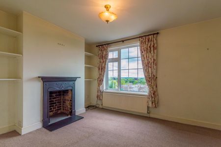 Salisbury, ., Wiltshire - Photo 3