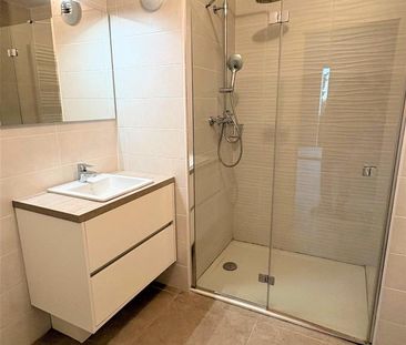 Location Appartement 2 pièces 41m² MONTPELLIER 34000 - Photo 2