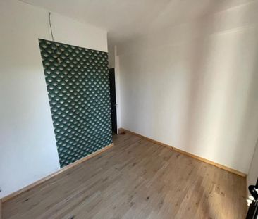 Location Appartement 5 pièces 132m² LE TAMPON 97430 - Photo 4