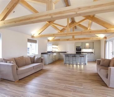 2 bedroom detached house to rent - Photo 1