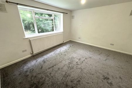 2 bedroom Bungalow To Let - Photo 4