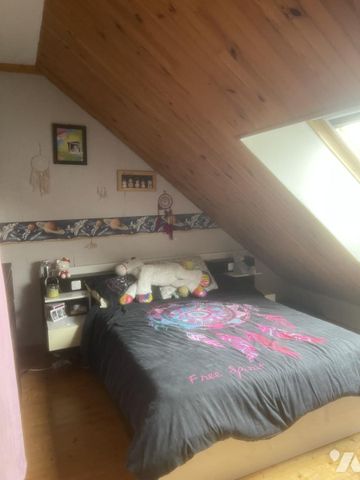 DANS QUARTIER RESIDENTIEL - MAISON TYPE 5 avec jardin clos - Photo 4