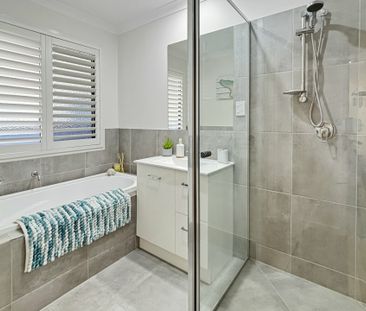 Bright, Spacious & Steps from the Water – Coastal Living at Its Best - Photo 3