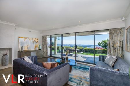 Condo in West Vancouver, BC - Photo 4