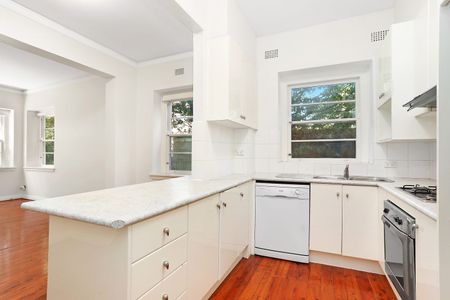1/11 Wiston Gardens, Double Bay - Photo 2