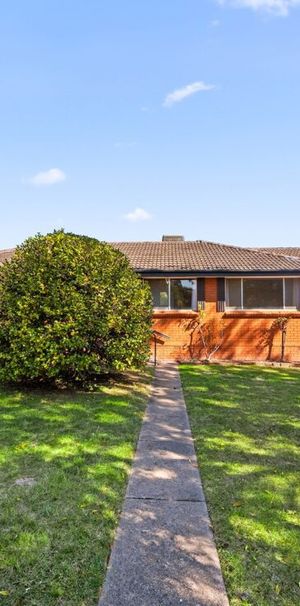 Spacious Family Home - Photo 1