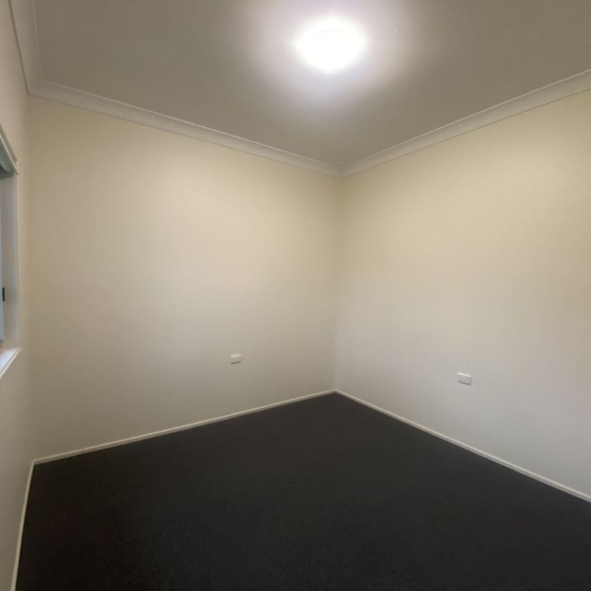 Campbelltown - Photo 1
