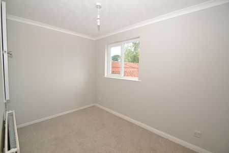 2 bedroom semi-detached house to rent - Photo 3