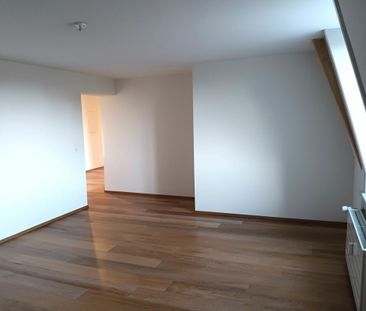 Beautiful 2.5 room apartment - Photo 2