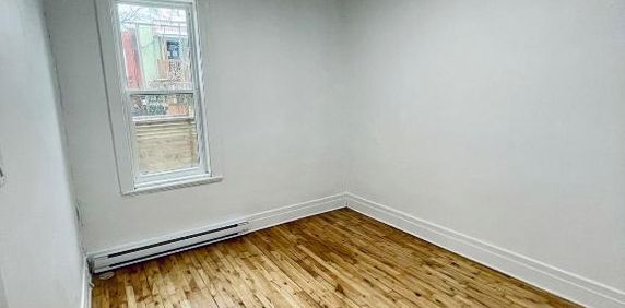 À louer spacieux 4 1/2 Rosemont petite patrie - Photo 2