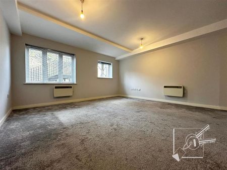2 bedroom flat to rent - Photo 5