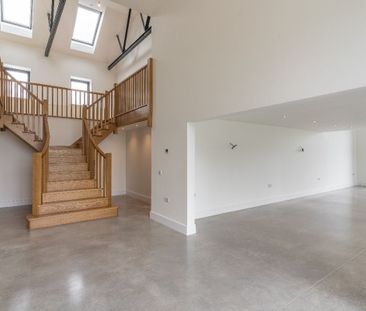 Cadbury House, TF9 - Photo 1
